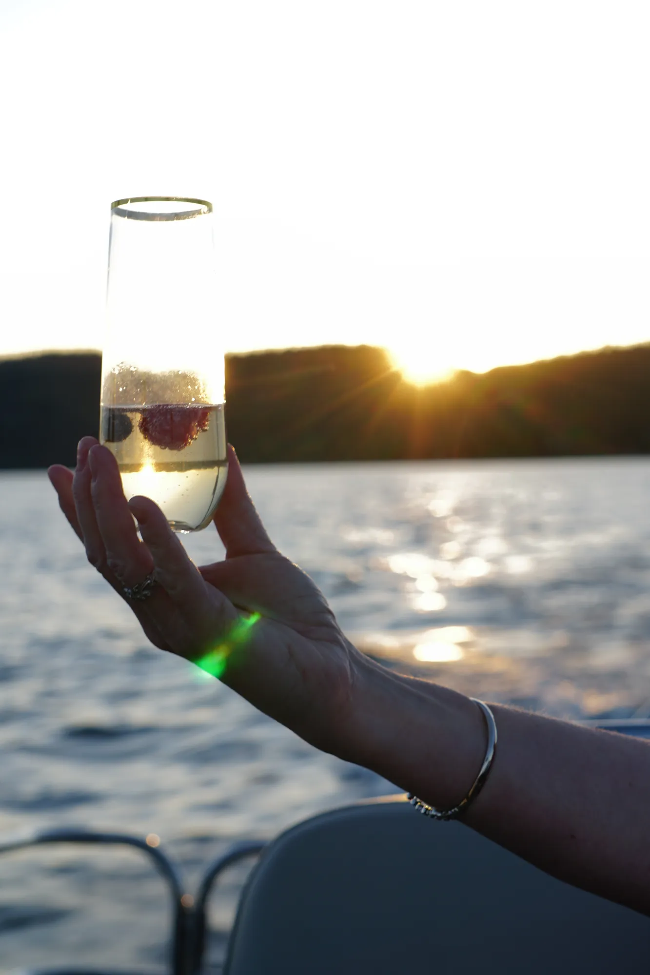 Happy Hour Lakeside